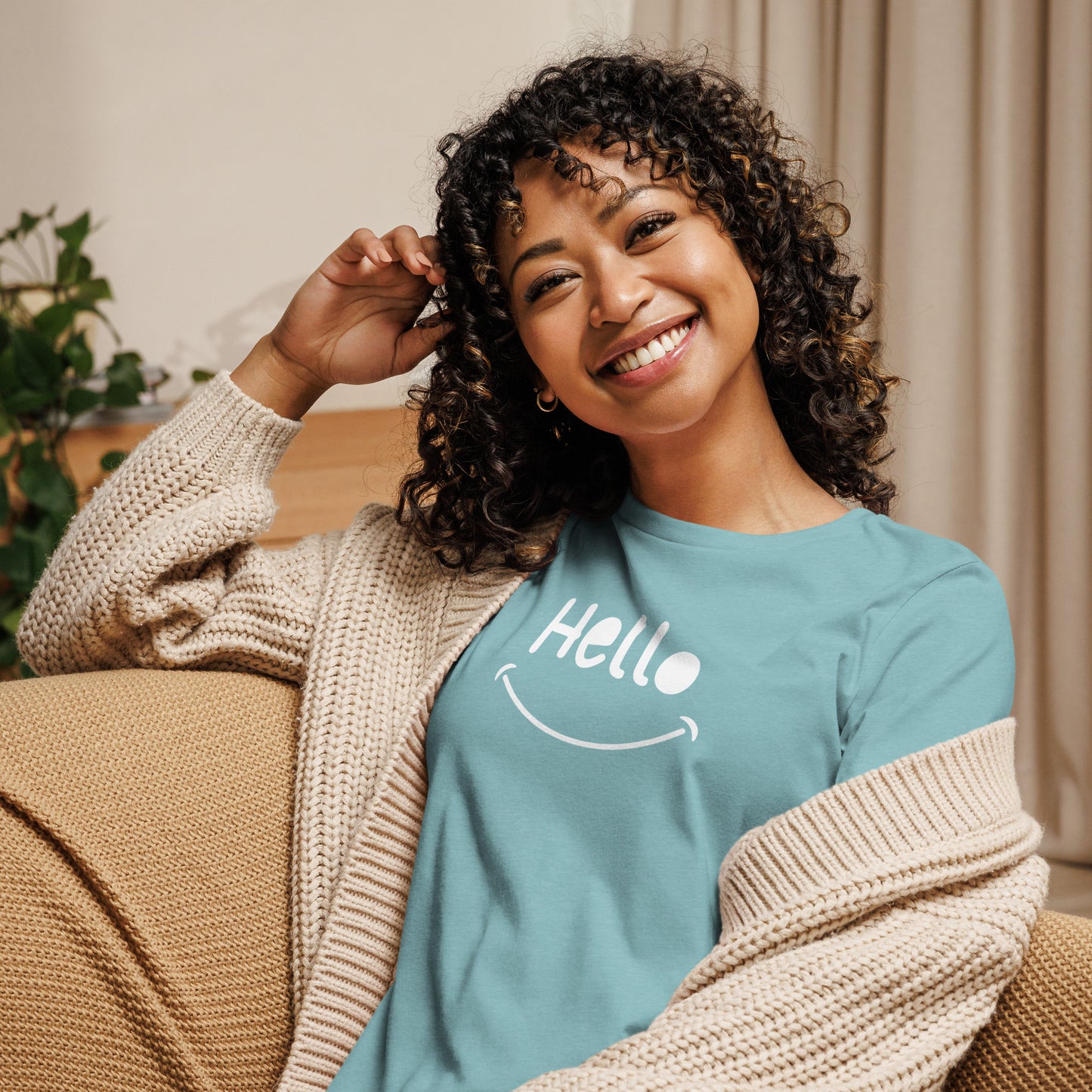 Lockeres Damen-T-Shirt Hello