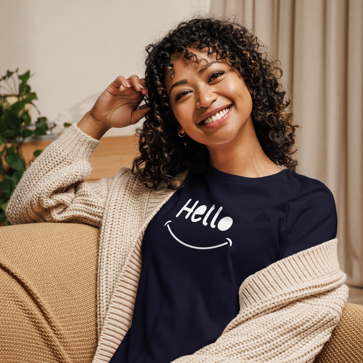 Lockeres Damen-T-Shirt Hello