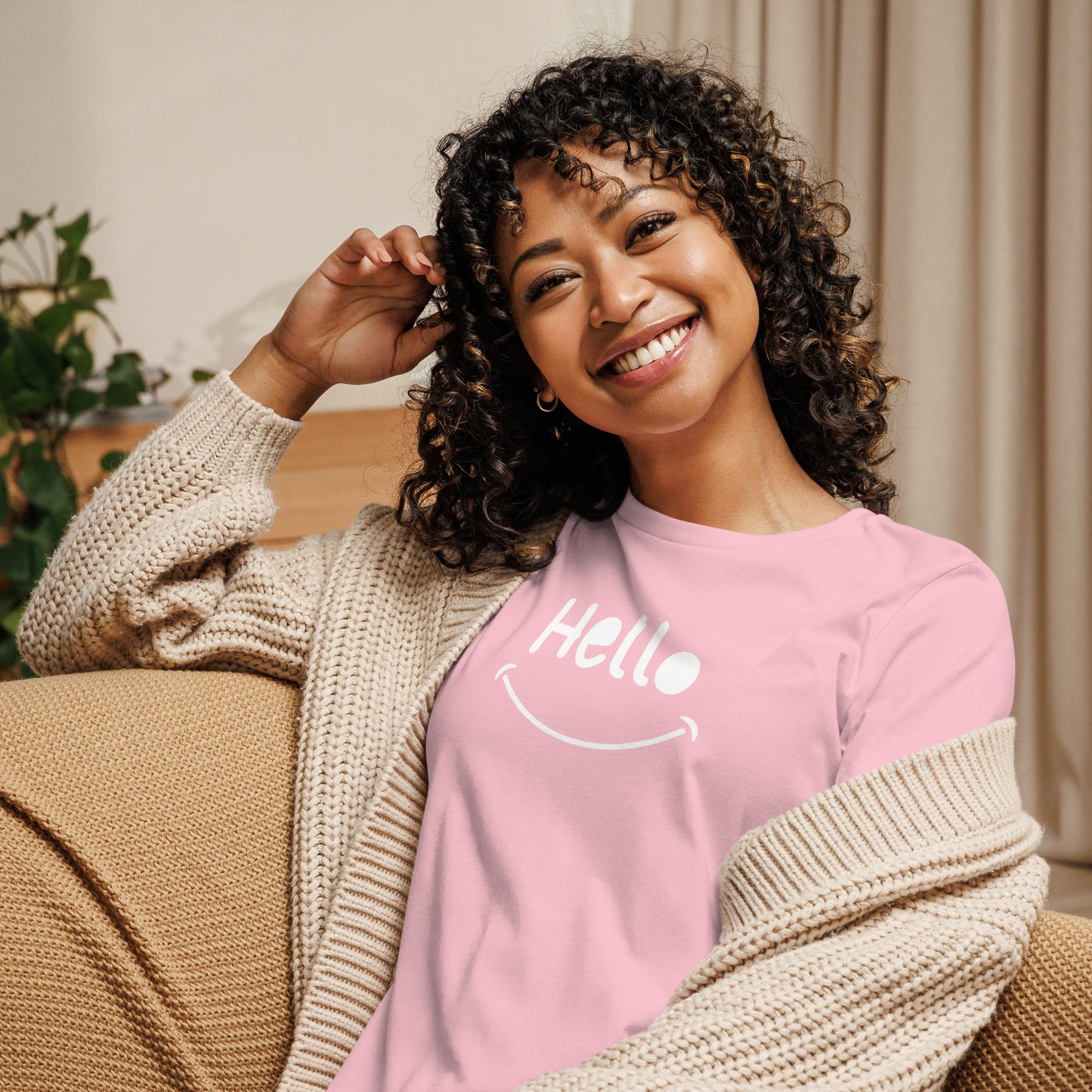 Lockeres Damen-T-Shirt Hello